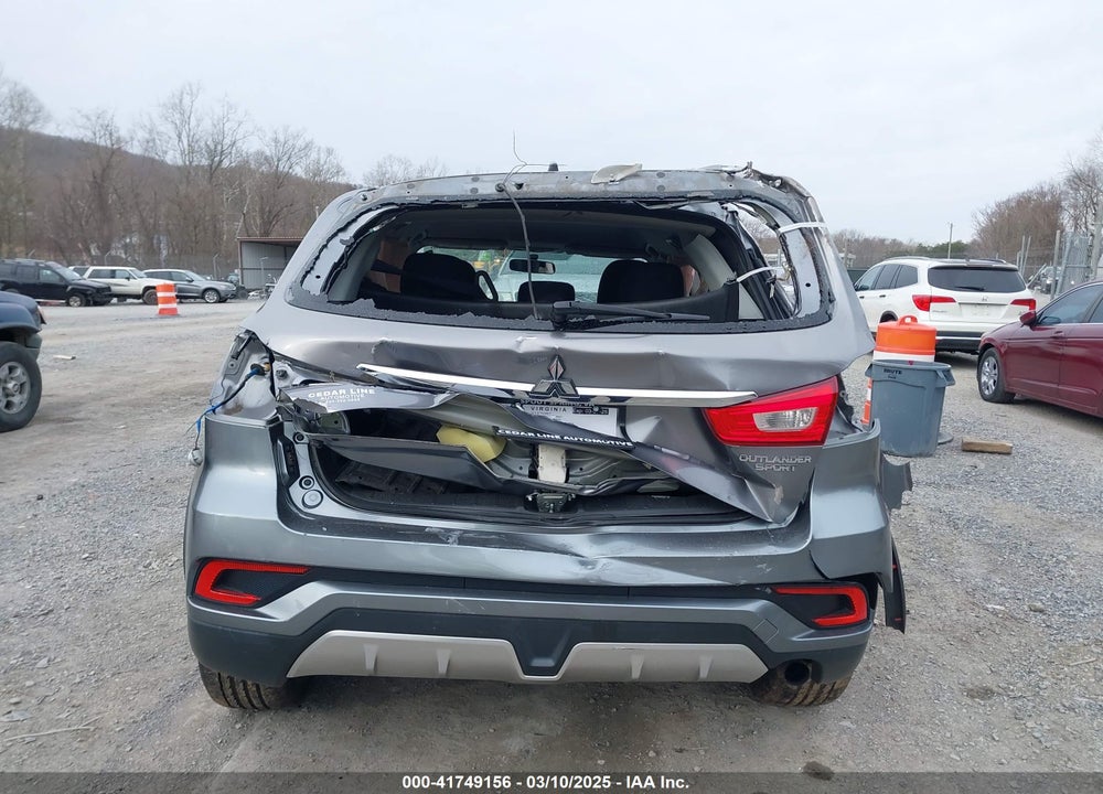 2018 MITSUBISHI OUTLANDER SPORT 2.0 ES/2.0 LE VIN: JA4AP3AU1JU014402
