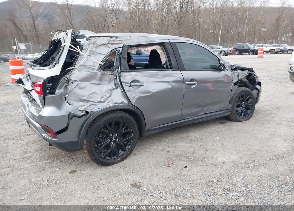 2018 MITSUBISHI OUTLANDER SPORT 2.0 ES/2.0 LE VIN: JA4AP3AU1JU014402