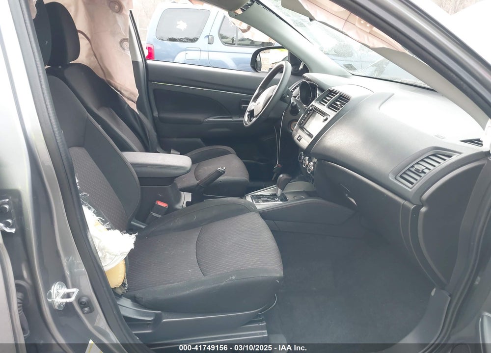 2018 MITSUBISHI OUTLANDER SPORT 2.0 ES/2.0 LE VIN: JA4AP3AU1JU014402