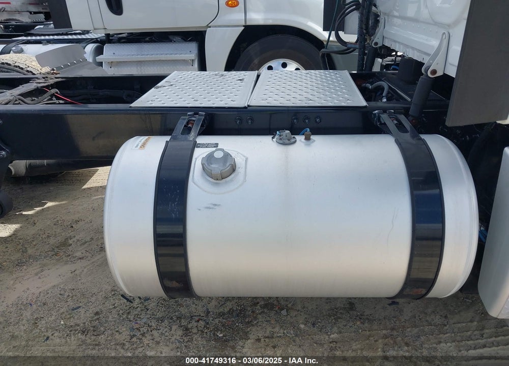 2019 FREIGHTLINER CASCADIA 125 VIN: 1FUGGEDV3KLKH2027