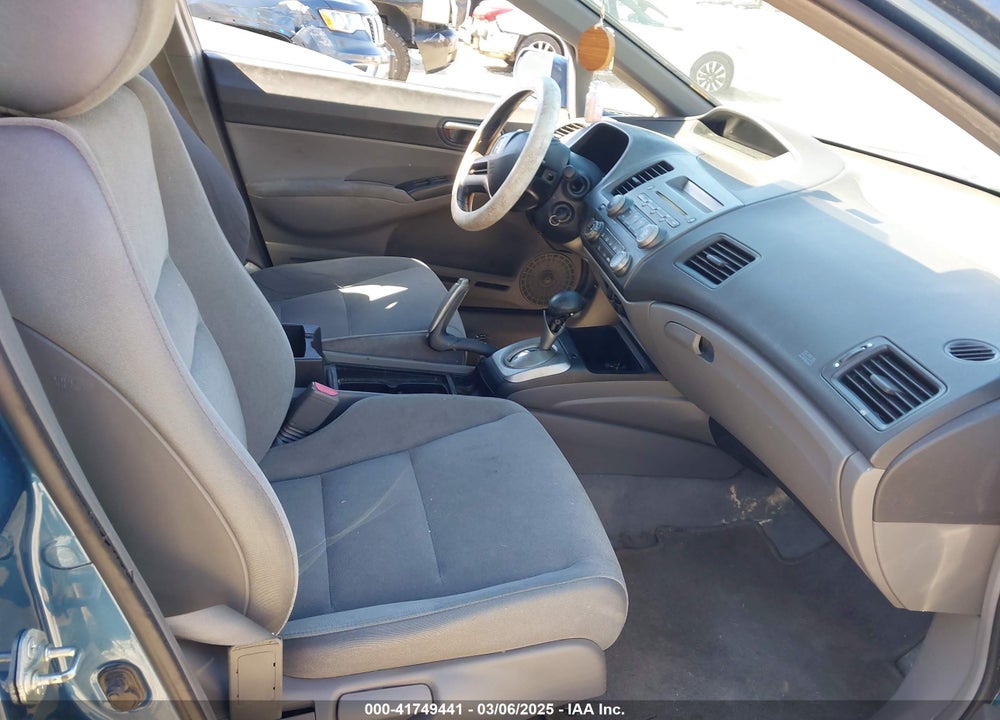 2008 HONDA CIVIC VIN: 1HGFA16528L016647