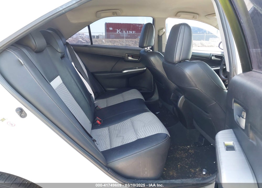 2013 TOYOTA CAMRY SE VIN: 4T1BF1FK4DU288007