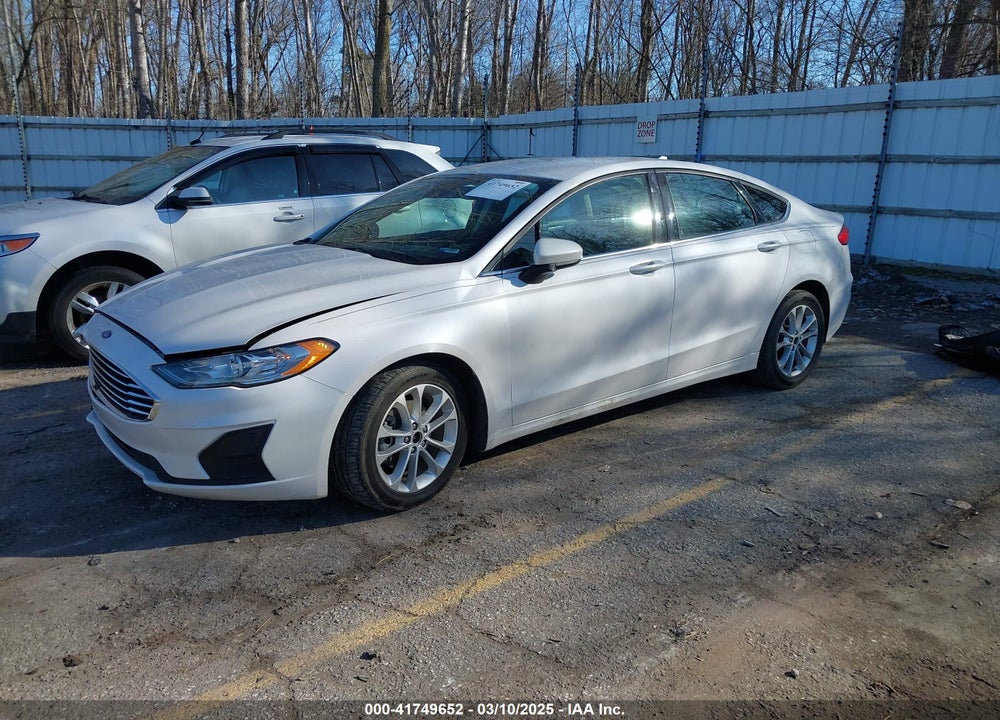 2020 FORD FUSION VIN: 3FA6P0HD1LR122177