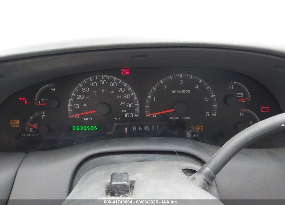 2001 FORD F-150 VIN: 1FTRW08L21KE35905