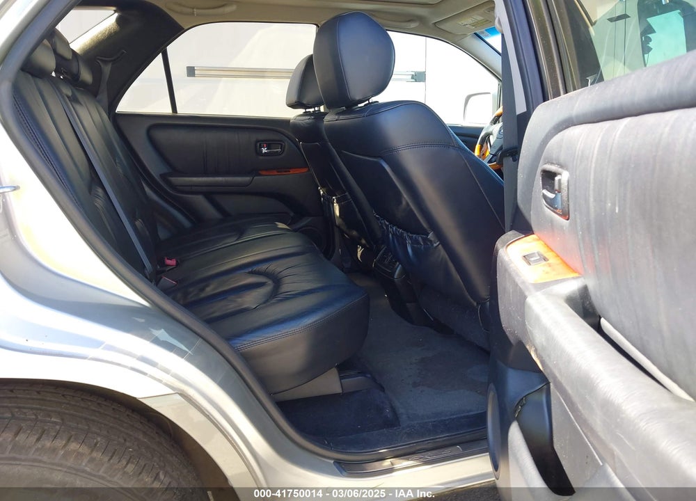 2001 LEXUS RX 300 VIN: JTJGF10U110088240