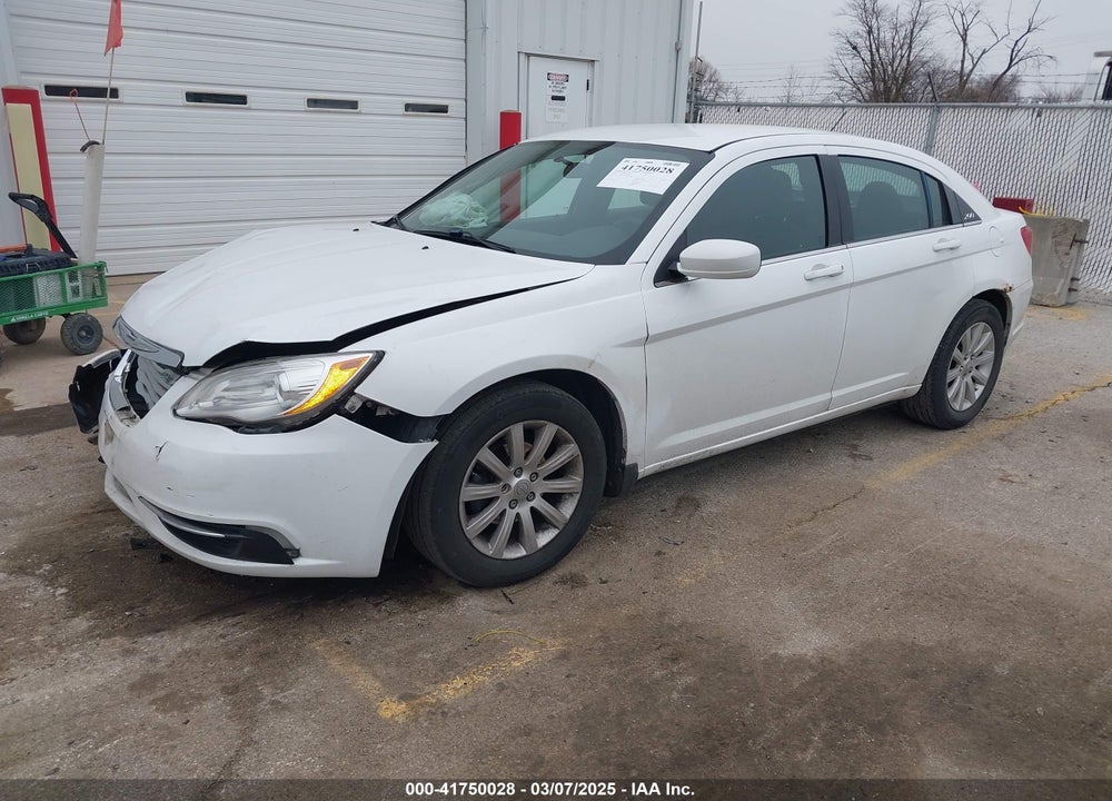 2013 CHRYSLER 200 VIN: 1C3CCBBB0DN667193