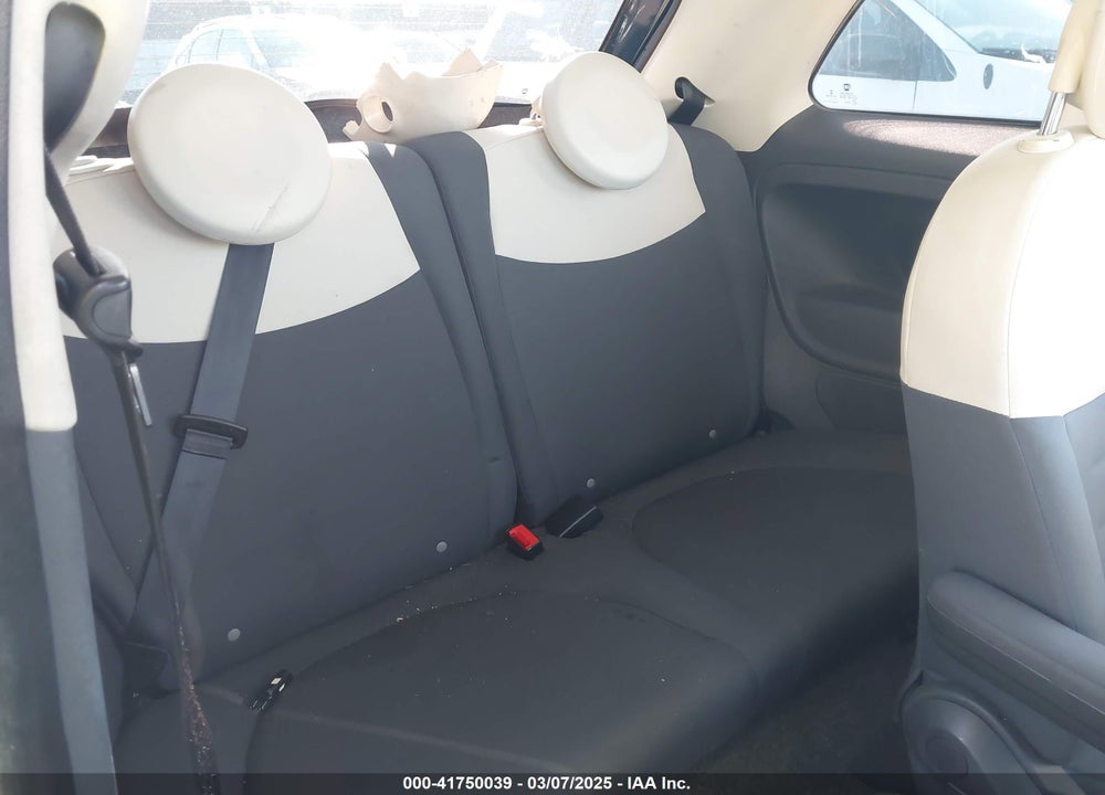 2013 FIAT 500 VIN: 3C3CFFAR9DT684474