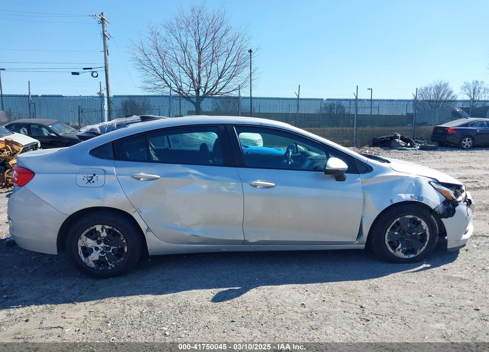 2017 CHEVROLET CRUZE VIN: 1G1BC5SM6H7133628