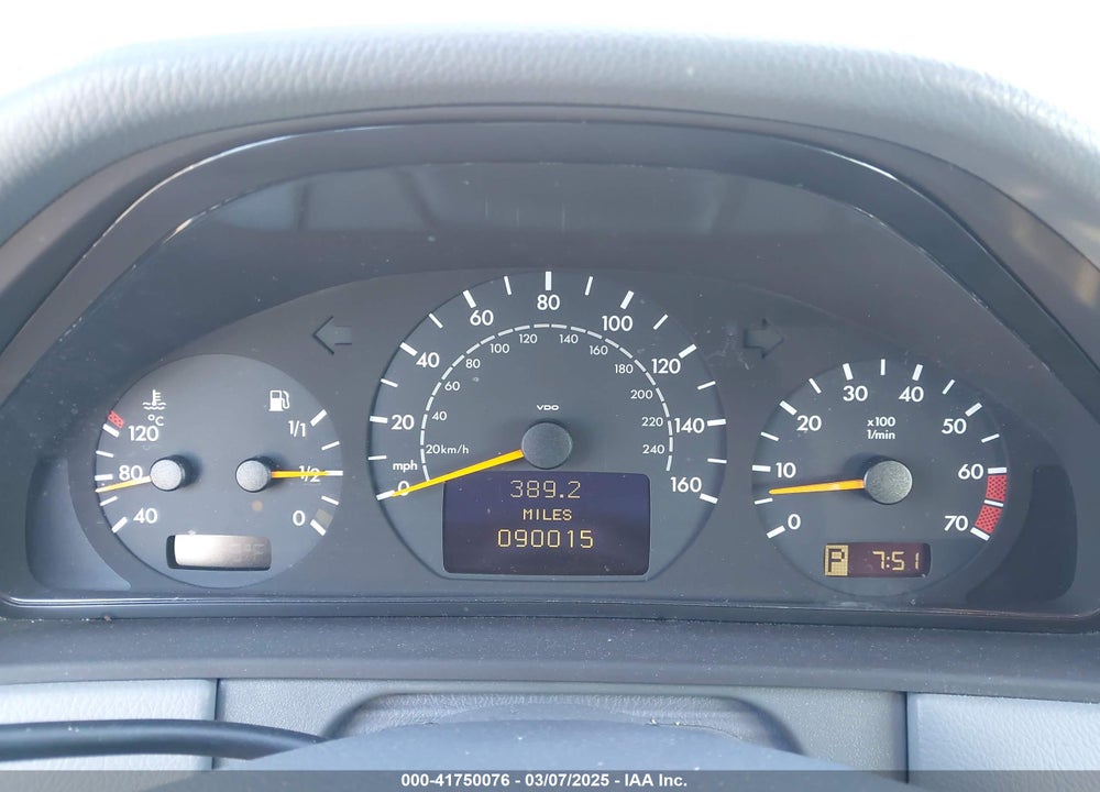 2001 MERCEDES-BENZ E 430 VIN: WDBJF70J91X060418
