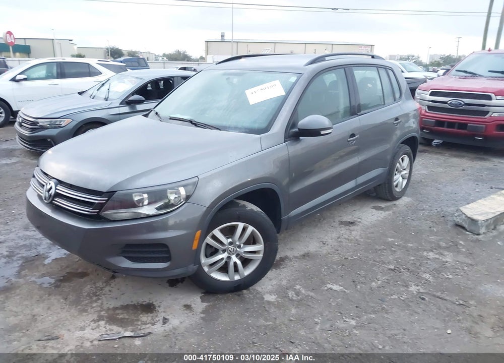 2015 VOLKSWAGEN TIGUAN VIN: WVGAV7AXXFW592230