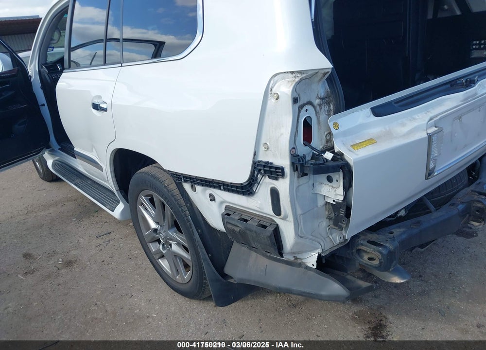 2013 LEXUS LX 570 VIN: JTJHY7AX9D4122111