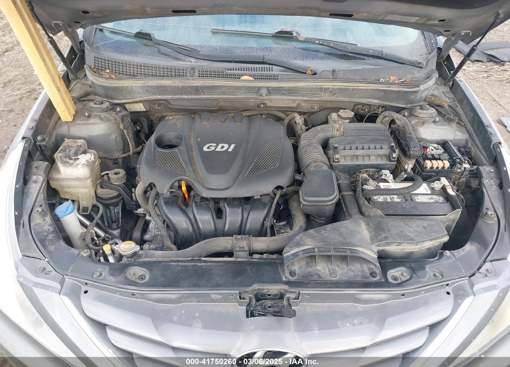2011 HYUNDAI SONATA VIN: 5NPEB4AC3BH049778