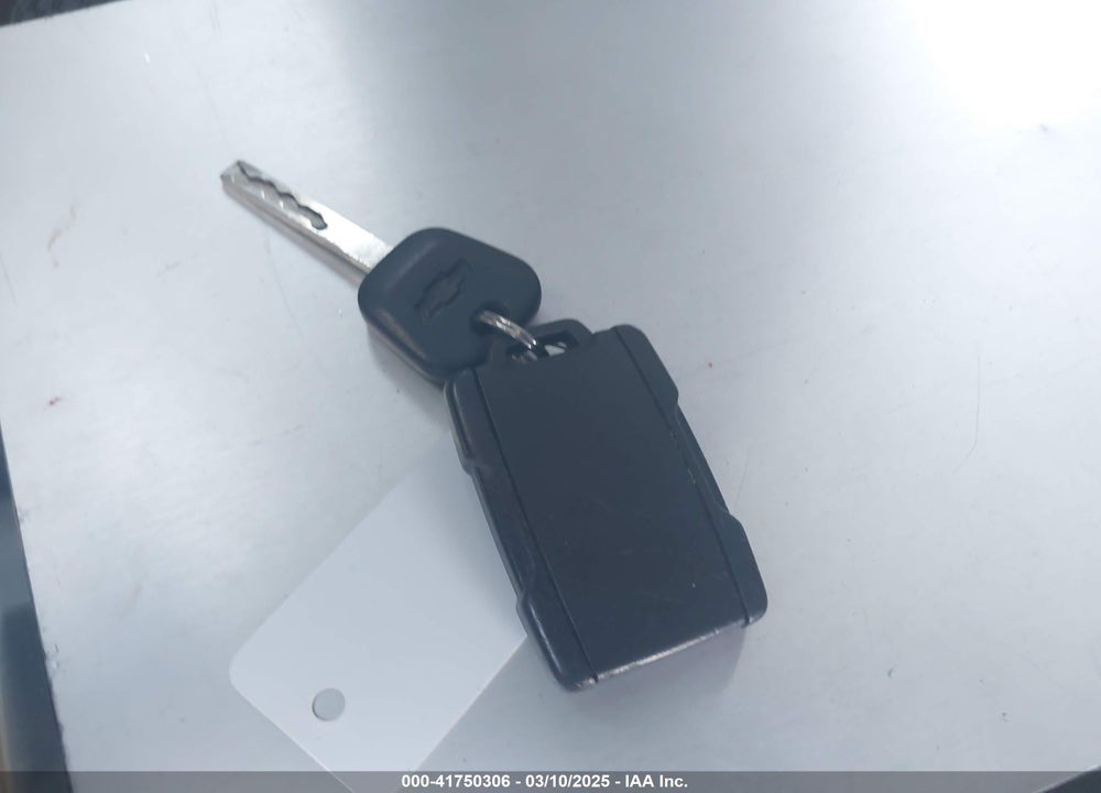 2015 CHEVROLET SILVERADO 1500 1LT/2LT VIN: 1GCVKREC2FZ406714