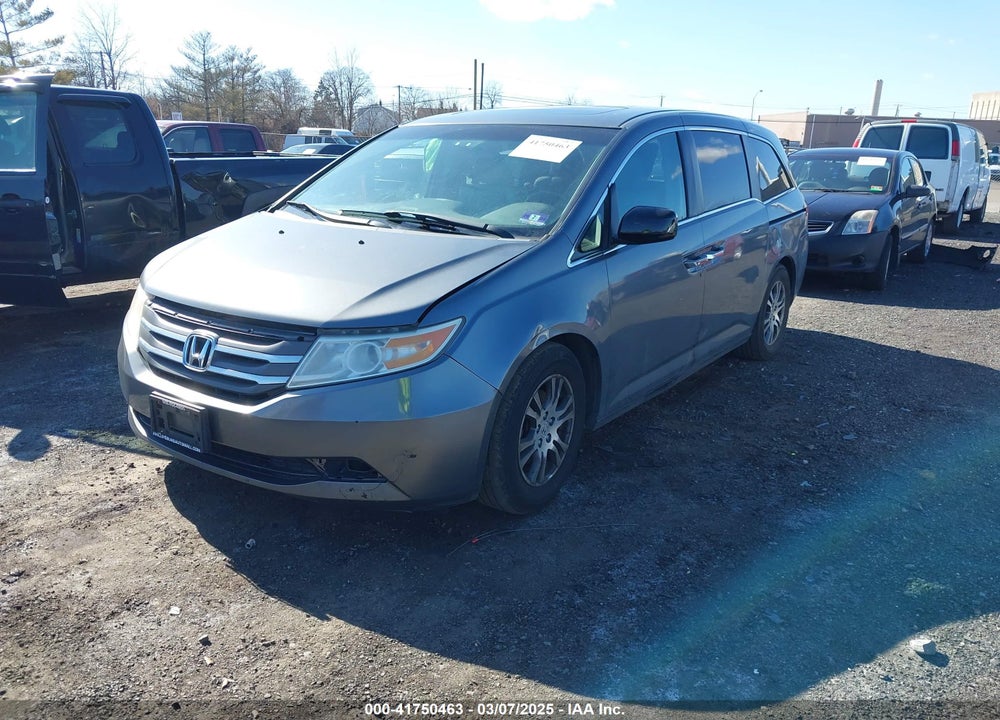 2011 HONDA ODYSSEY VIN: 5FNRL5H66BB096354