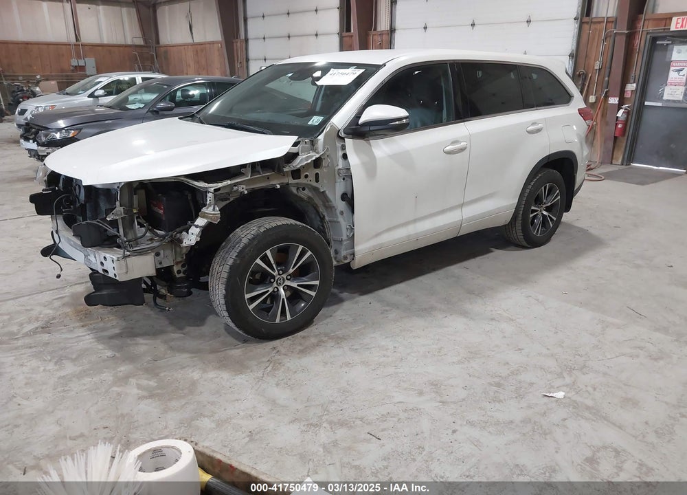 2017 TOYOTA HIGHLANDER VIN: 5TDBZRFH1HS448059