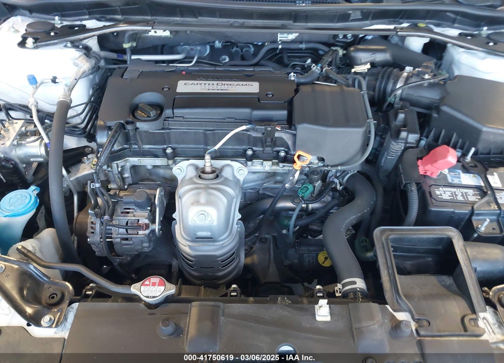 2015 HONDA ACCORD VIN: 1HGCR2F81FA062975