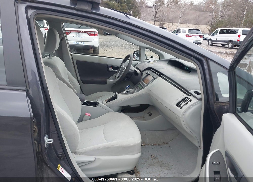 2011 TOYOTA PRIUS THREE VIN: JTDKN3DU9B0255712