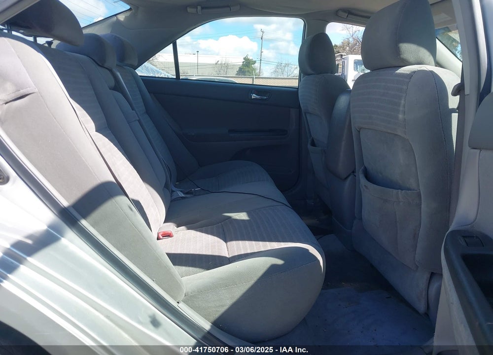2006 TOYOTA CAMRY VIN: 4T1BE32K06U698228