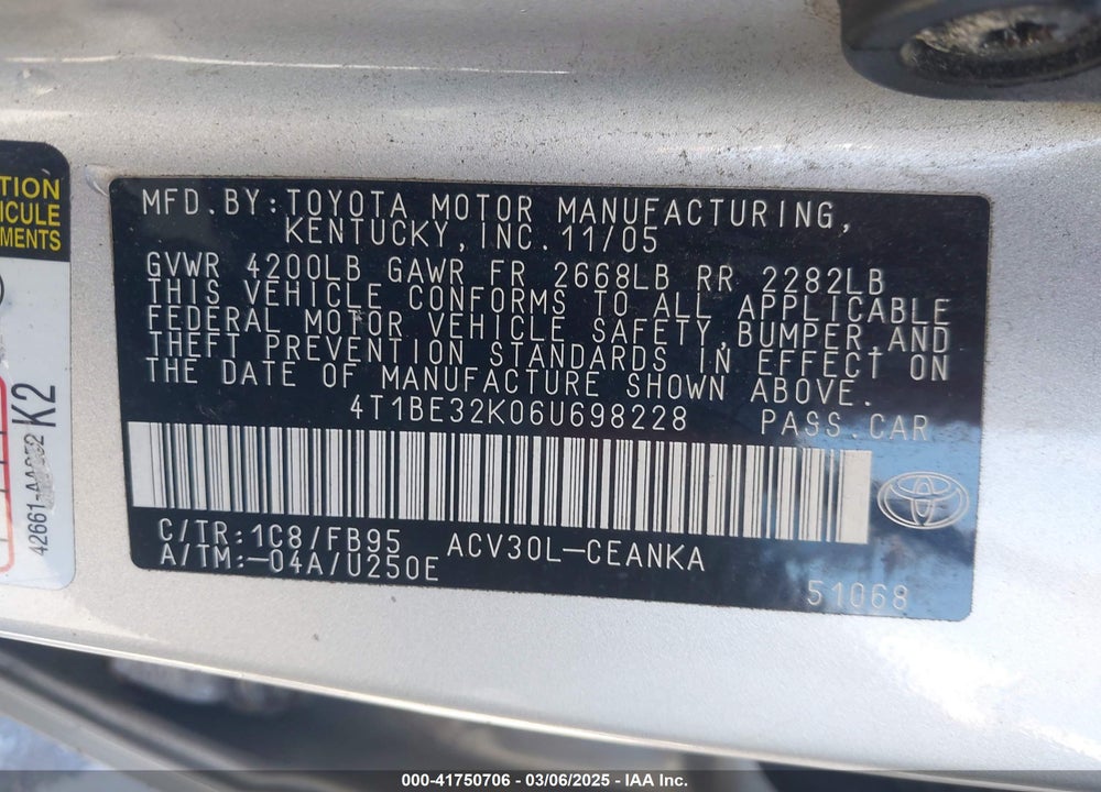 2006 TOYOTA CAMRY VIN: 4T1BE32K06U698228