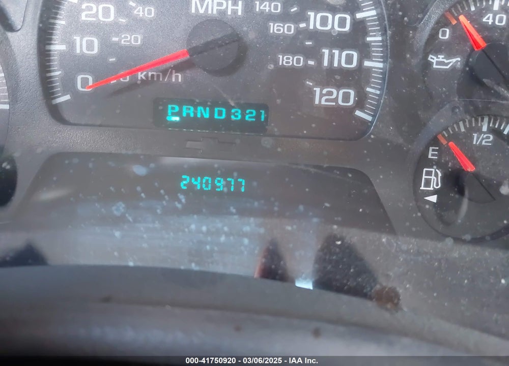 2005 CHEVROLET TRAILBLAZER LS VIN: 1GNDS13S852164047