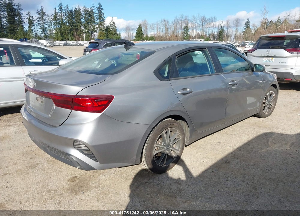 2023 KIA FORTE VIN: 3KPF24AD4PE595787