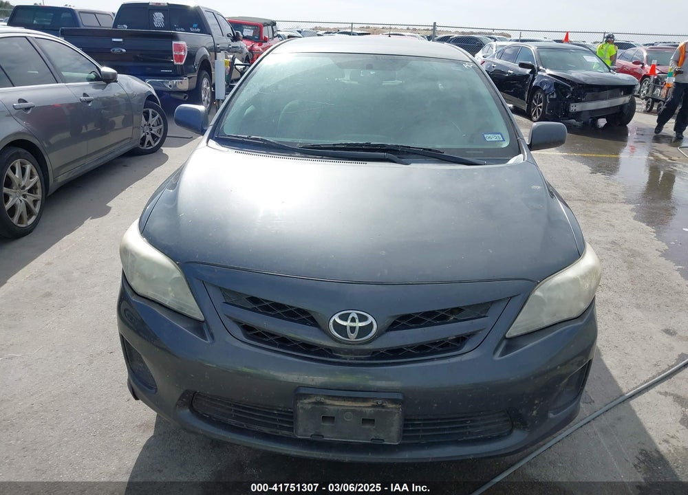 2011 TOYOTA COROLLA LE VIN: 2T1BU4EEXBC571769