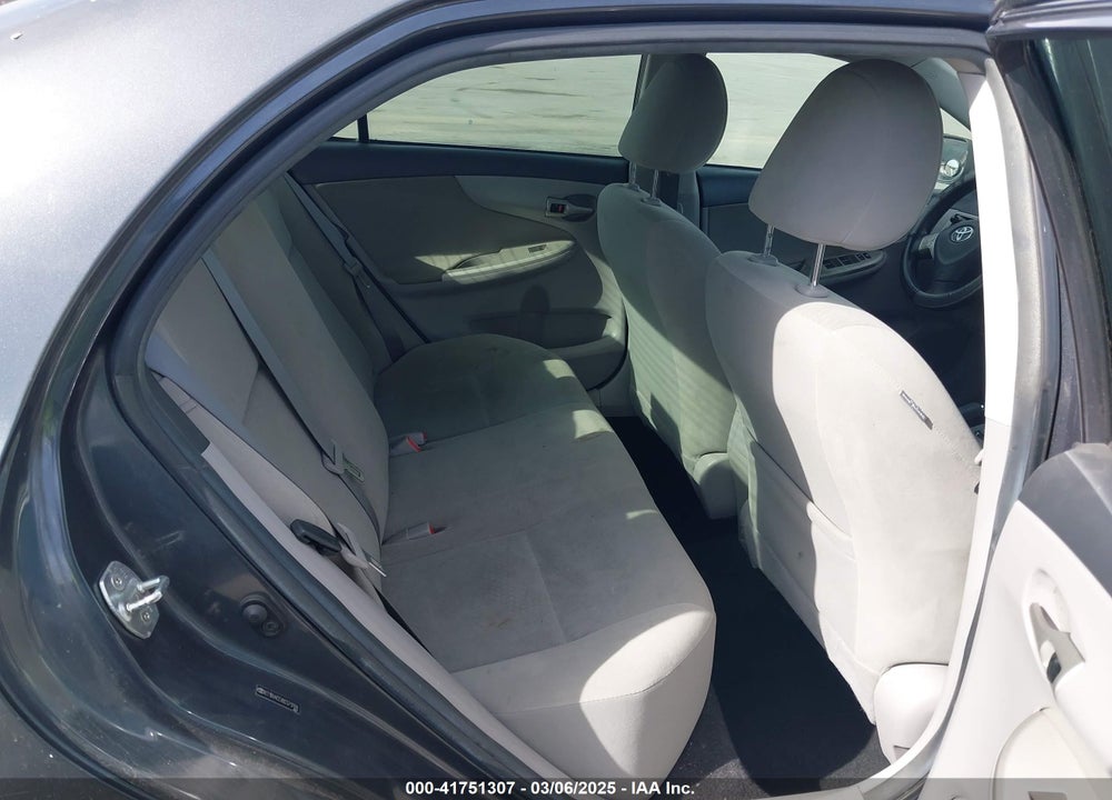 2011 TOYOTA COROLLA LE VIN: 2T1BU4EEXBC571769