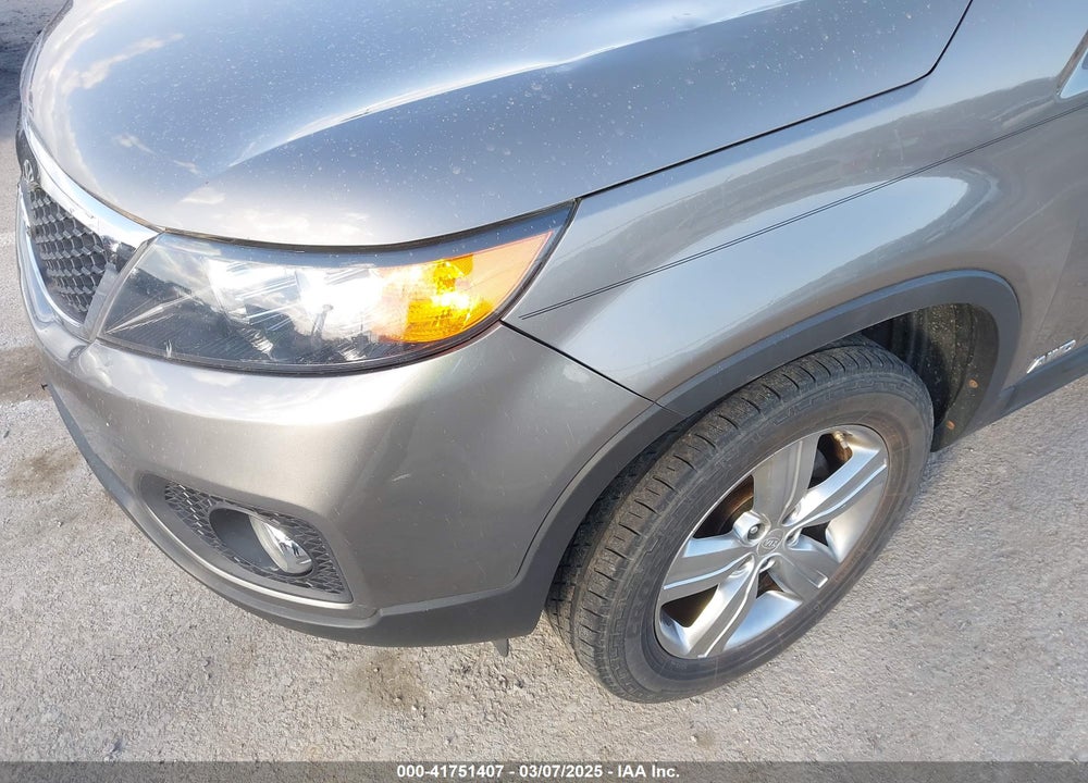 2012 KIA SORENTO VIN: 5XYKUCA63CG300289
