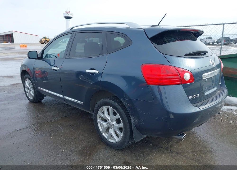 2013 NISSAN ROGUE SV W/SL PKG VIN: JN8AS5MV8DW122694