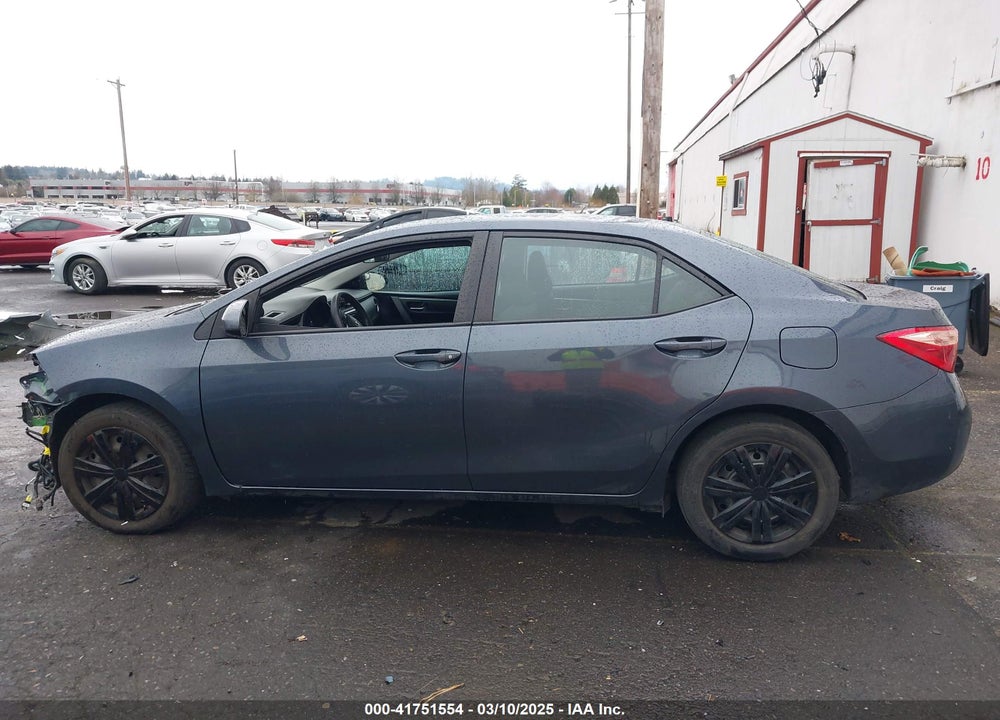 2018 TOYOTA COROLLA VIN: 2T1BURHE6JC985753