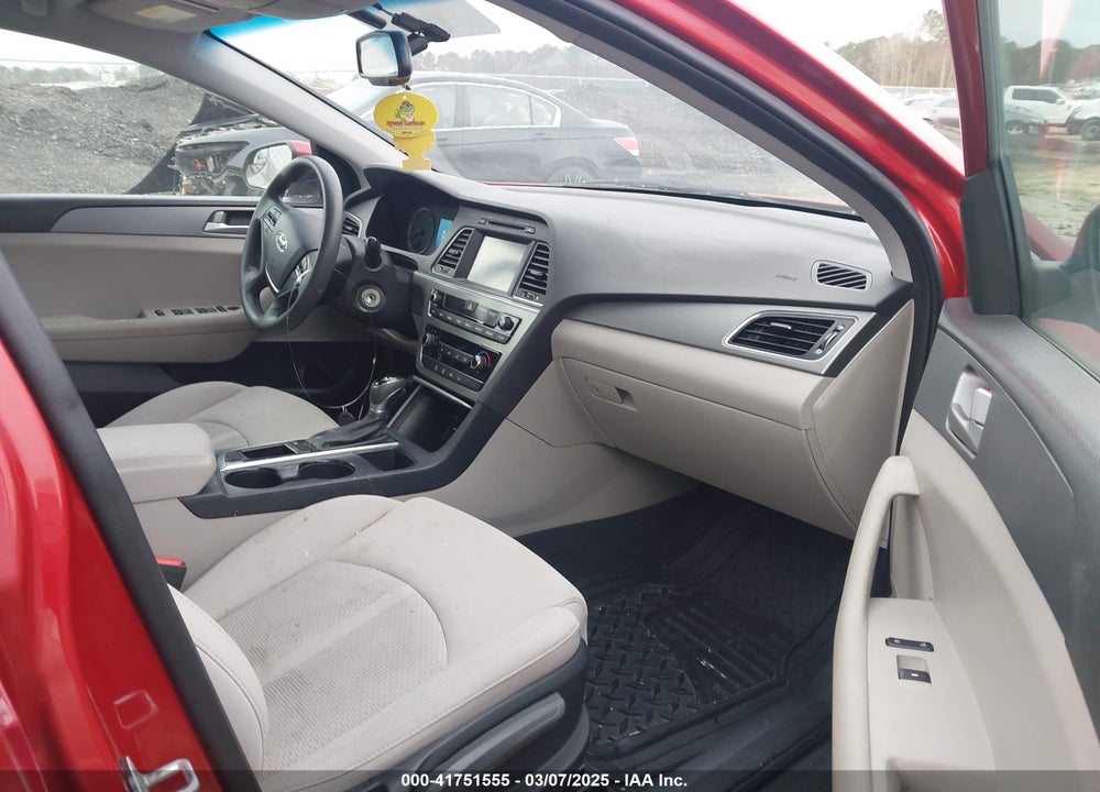 2017 HYUNDAI SONATA VIN: 5NPE24AF8HH455199