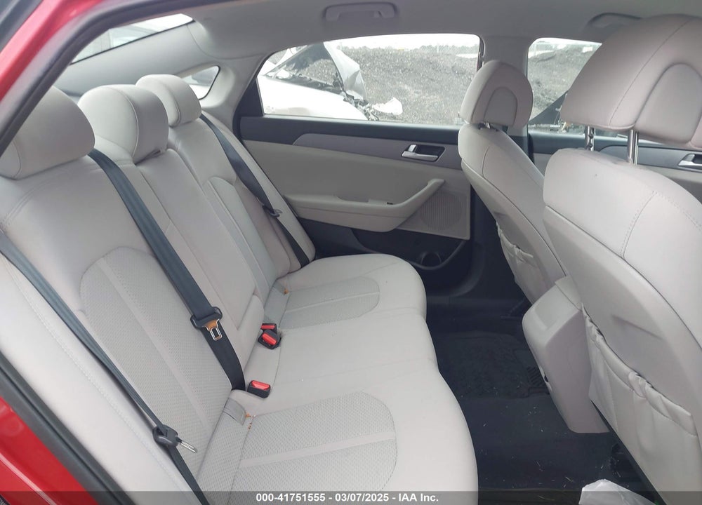 2017 HYUNDAI SONATA VIN: 5NPE24AF8HH455199