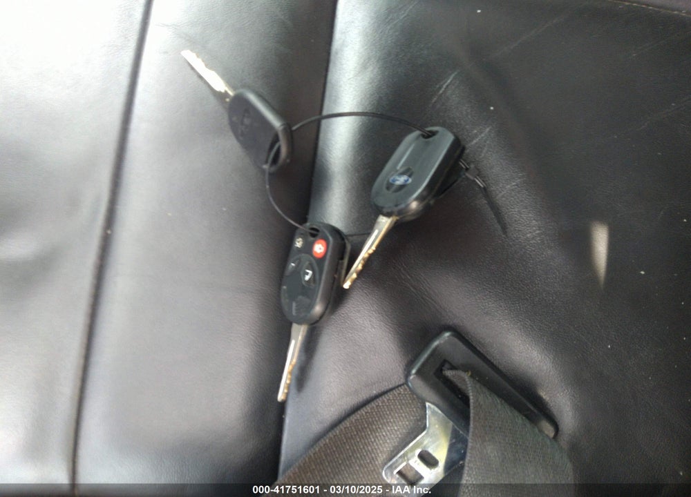 2011 FORD ESCAPE VIN: 1FMCU9DG2BKC02614