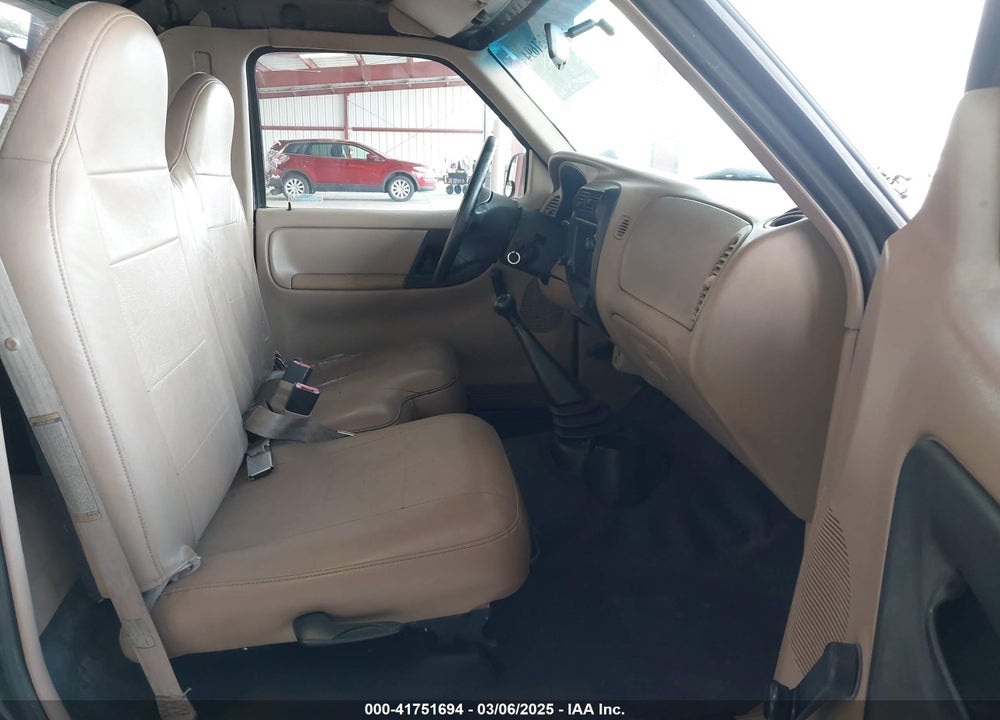 1998 FORD RANGER VIN: 1FTYR10C7WUD08115