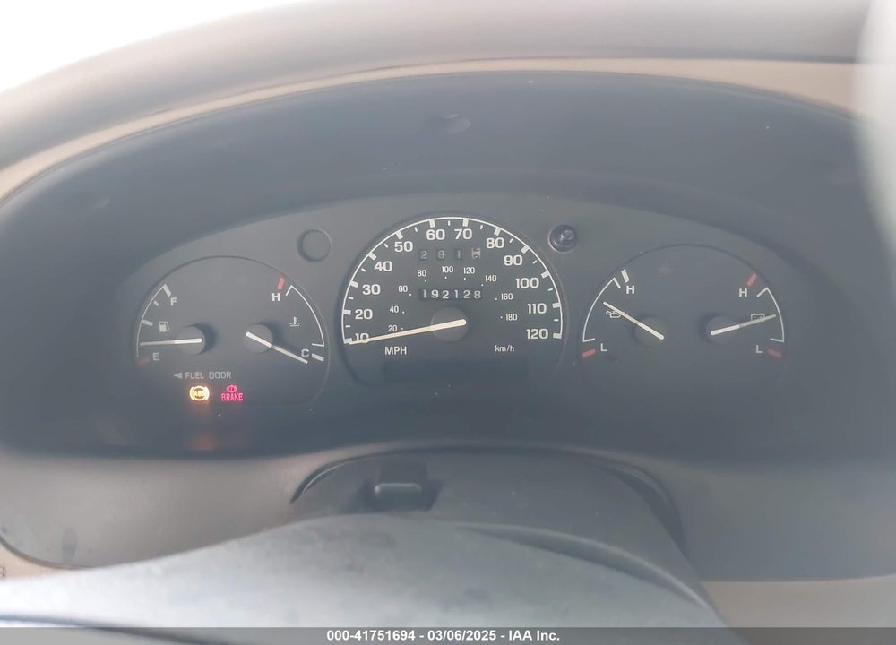 1998 FORD RANGER VIN: 1FTYR10C7WUD08115