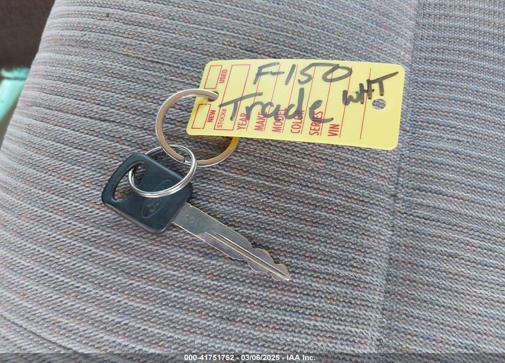 1998 FORD F-150 LARIAT/STANDARD/XL/XLT VIN: 1FTZX1762WKA73225