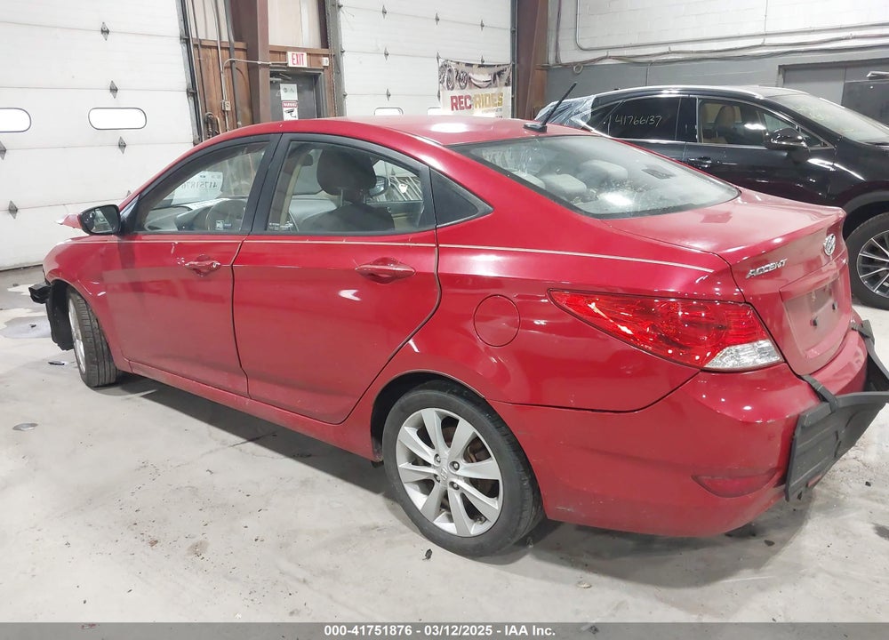 2014 HYUNDAI ACCENT VIN: KMHCU4AE2EU761563