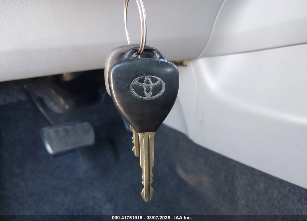 2011 TOYOTA COROLLA VIN: JTDBU4EE6B9159189