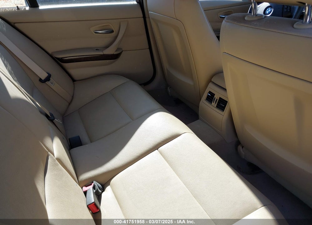2010 BMW 328I VIN: WBAPK5C50AA653059