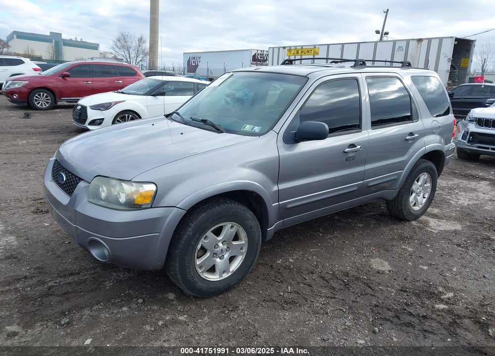 2007 FORD ESCAPE VIN: 1FMCU94147KB59008