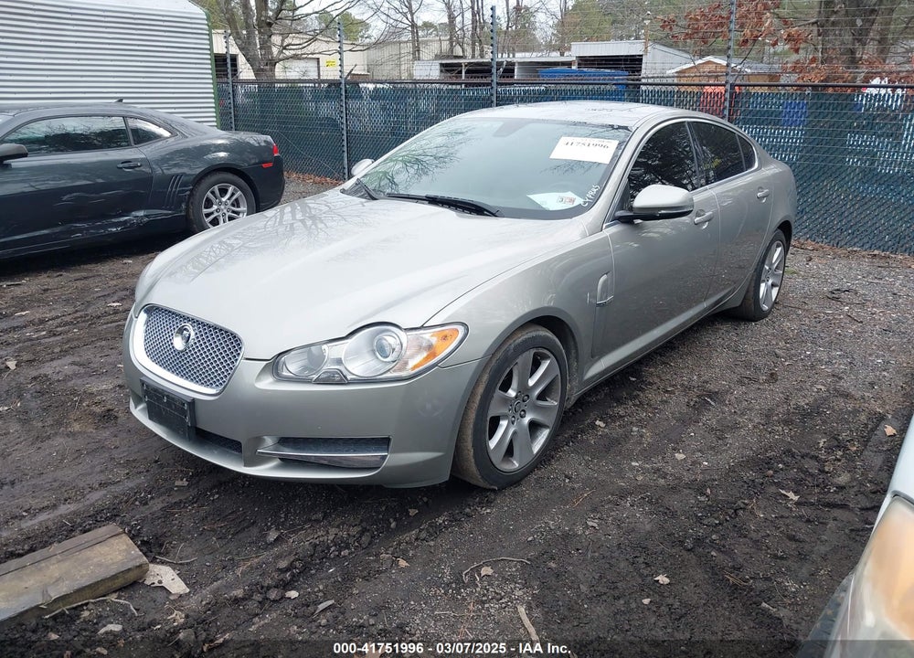 2011 JAGUAR XF VIN: SAJWA0FB5BLR93854