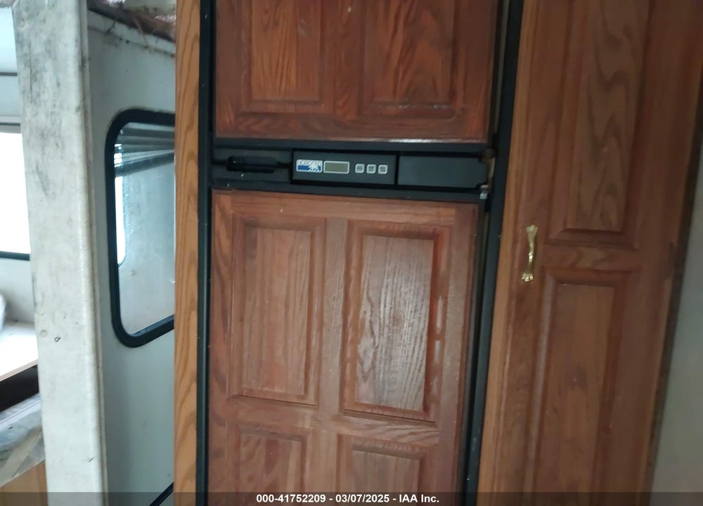 1997 JAYCO OTHER VIN: 1JJCJ02R5V1KH0215