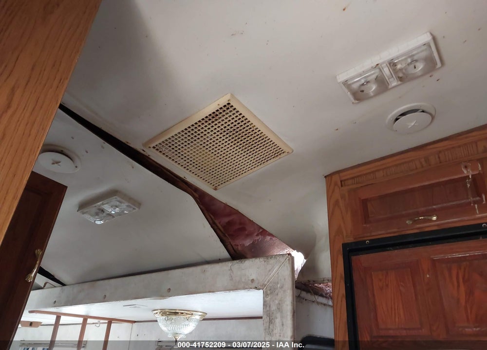 1997 JAYCO OTHER VIN: 1JJCJ02R5V1KH0215