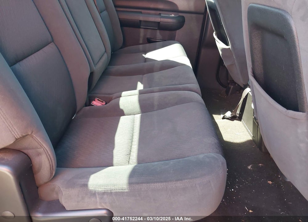 2009 CHEVROLET SILVERADO 1500 LT VIN: 3GCEK23369G211407
