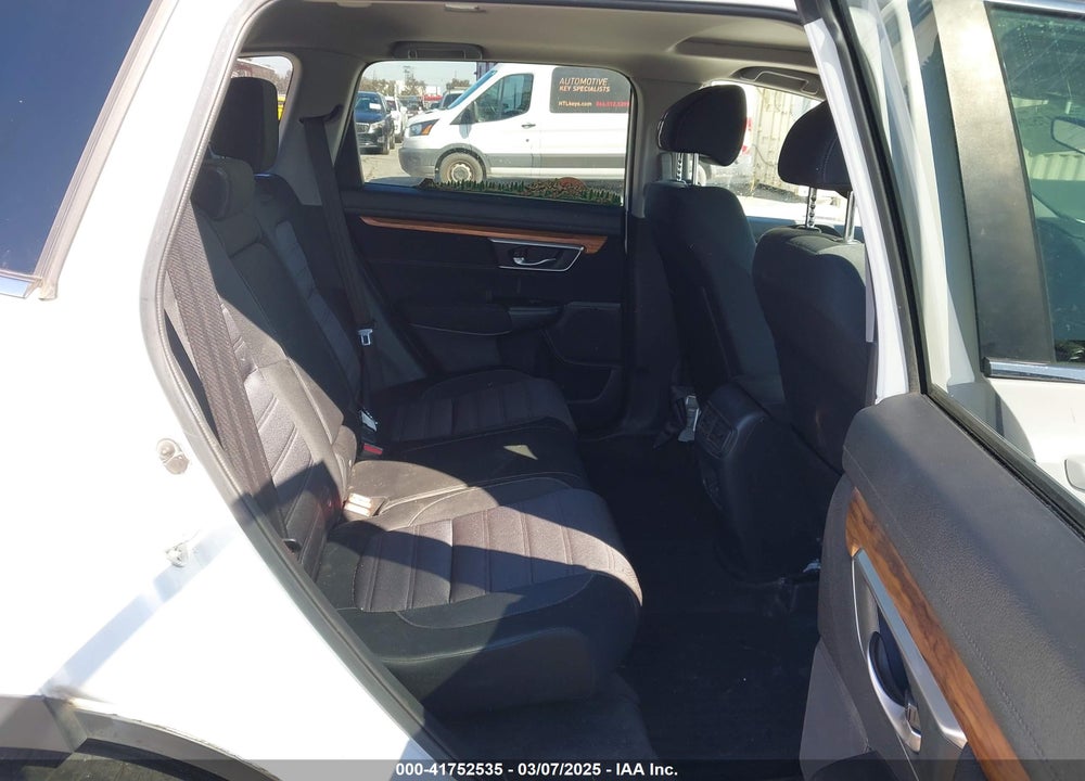 2019 HONDA CR-V VIN: JHLRW2H50KX000448