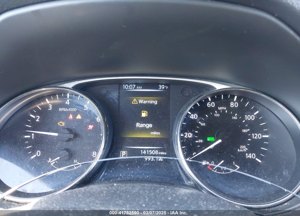 2016 NISSAN ROGUE S VIN: KNMAT2MV8GP609092