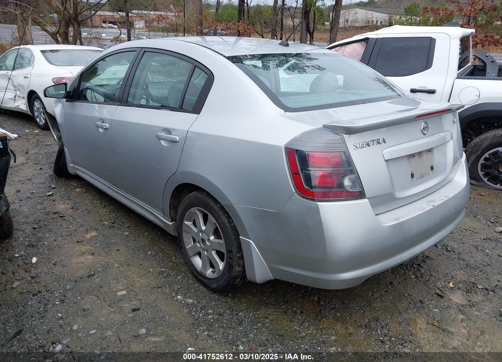 2011 NISSAN SENTRA 2.0SR VIN: 3N1AB6AP4BL640721