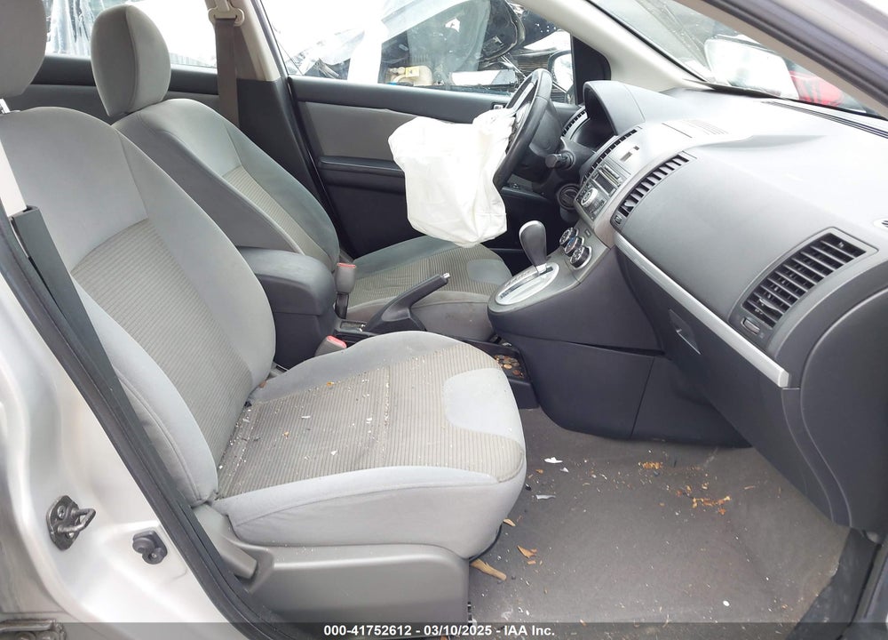 2011 NISSAN SENTRA 2.0SR VIN: 3N1AB6AP4BL640721