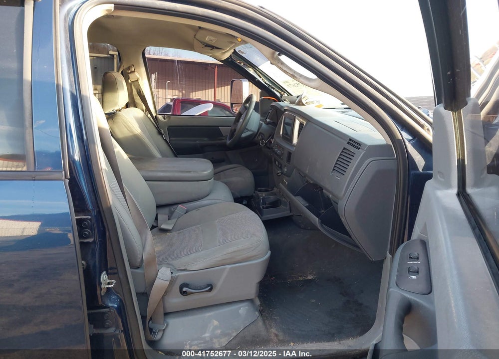 2007 DODGE RAM 1500 VIN: 1D7HU18237J637526