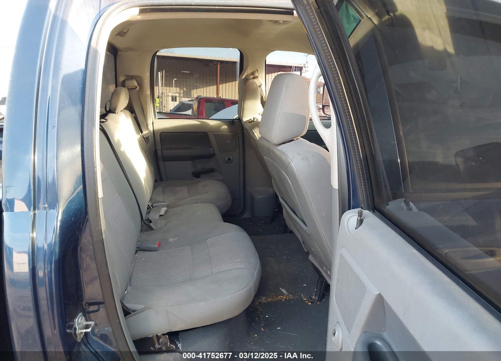 2007 DODGE RAM 1500 VIN: 1D7HU18237J637526